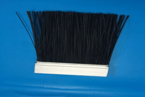 00121-CEPILLO-LINEAL-CON-SOPORTE